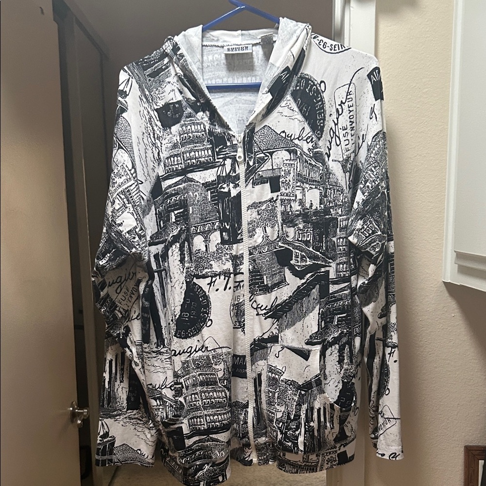 Chico’s Design French design hoodie